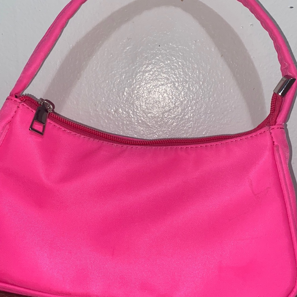 Pink purse , cyber y2k